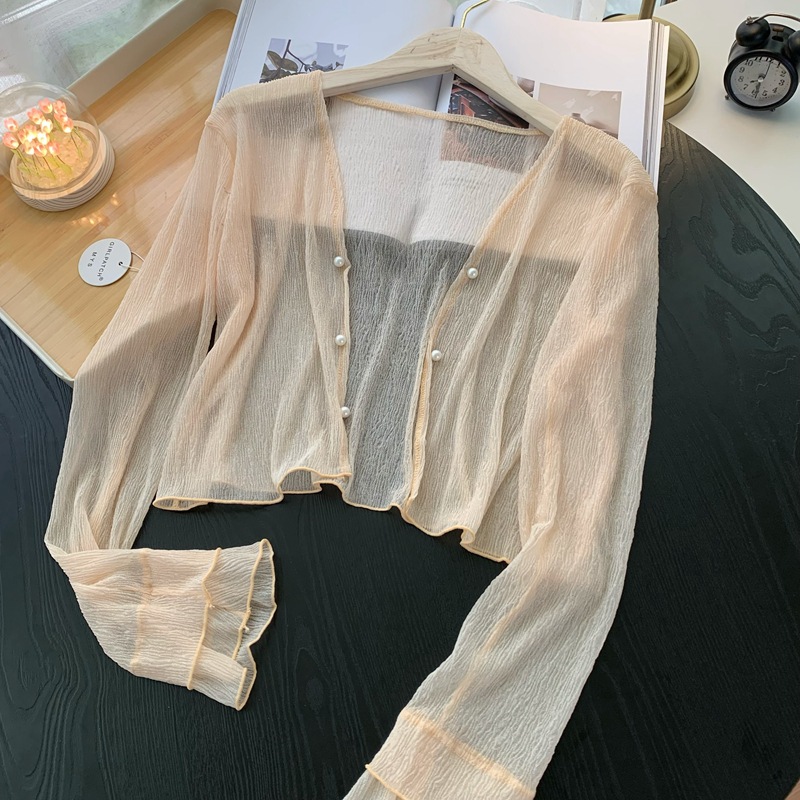 Crop Cardigan Vintage - เสื้อคาร์ดิแกนไหมพรมถักบางเบาสำหรับผู้หญิง แขนยาว ประดับมุก สไตล์วินเทจ หวานๆ ซีทรู