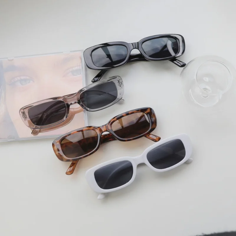 แว่นกันแดดทรงสี่เหลี่ยมเล็กสไต - Vintage Fashion De บทวิจารณ์และราคา